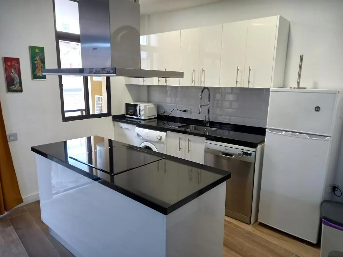 Apartamentos Medano - Medano Plaza El Medano  El Medano (Tenerife)